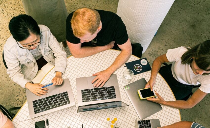 The Link Kiss Community